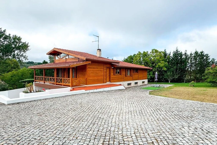 Moradia T4 para Venda em Juncal