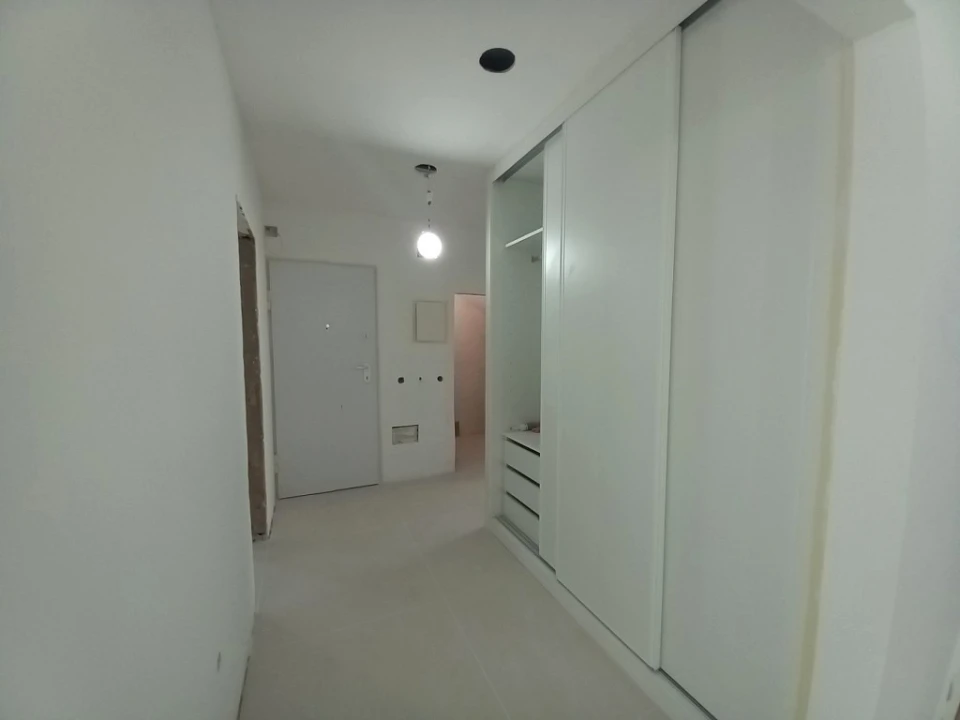 Apartamento T4 para Venda em Póvoa de Santa Iria e Forte da Casa Foto 2