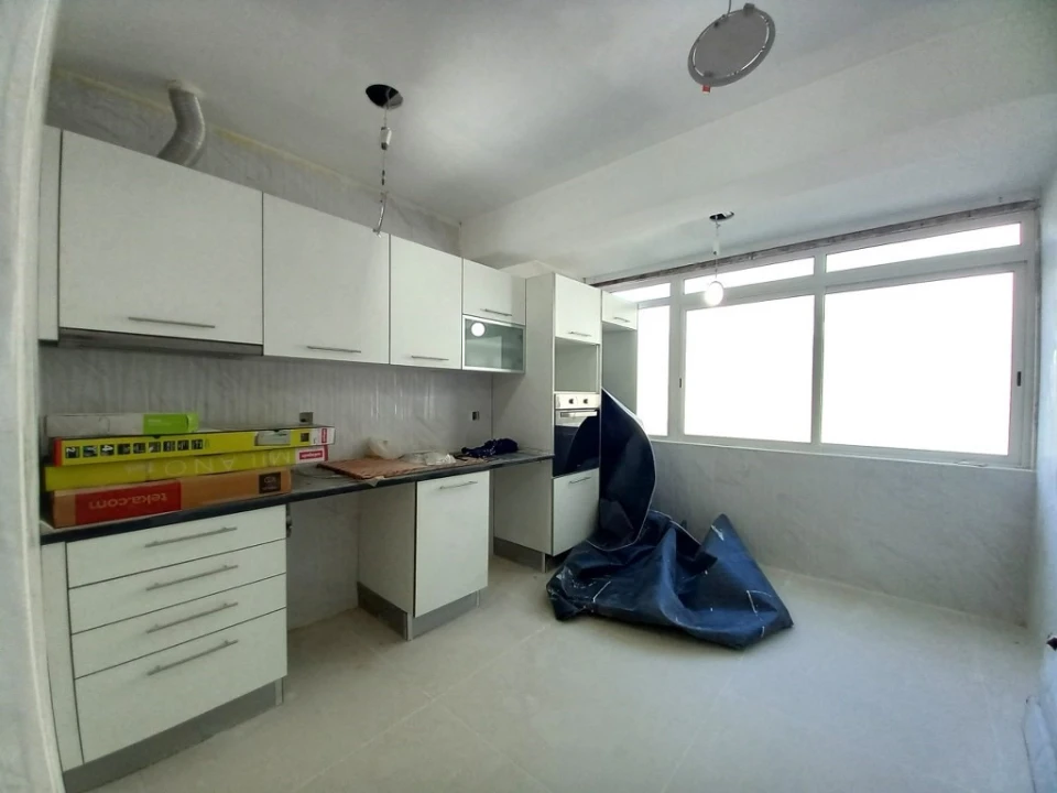 Apartamento T4 para Venda em Póvoa de Santa Iria e Forte da Casa Foto 5