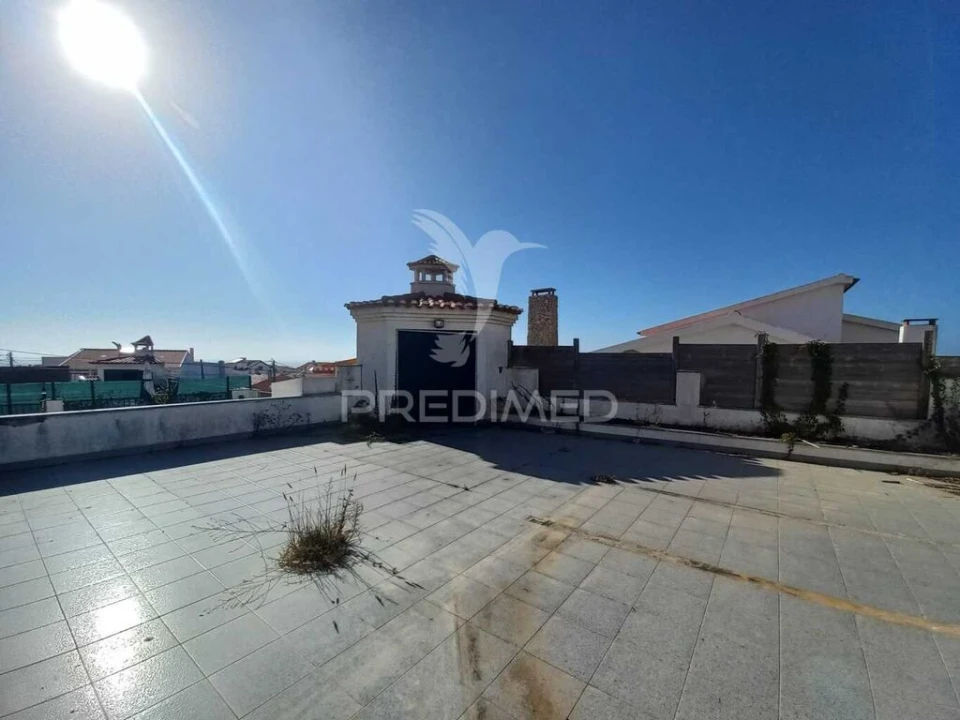 Moradia T3 para Venda em Santo Isidoro Foto 1