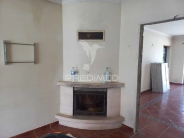 Moradia T3 para Venda em Santo Isidoro