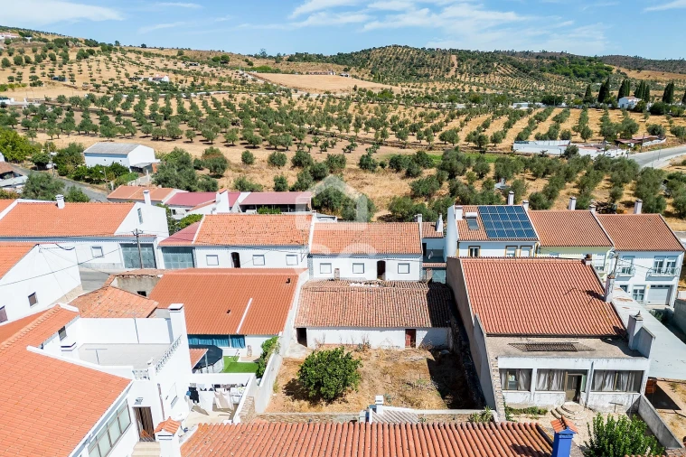 Moradia T2 para Venda em Portel Foto 36