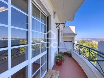 Apartamento T3 para Venda em Caldas da Rainha - Santo Onofre e Serra do Bouro