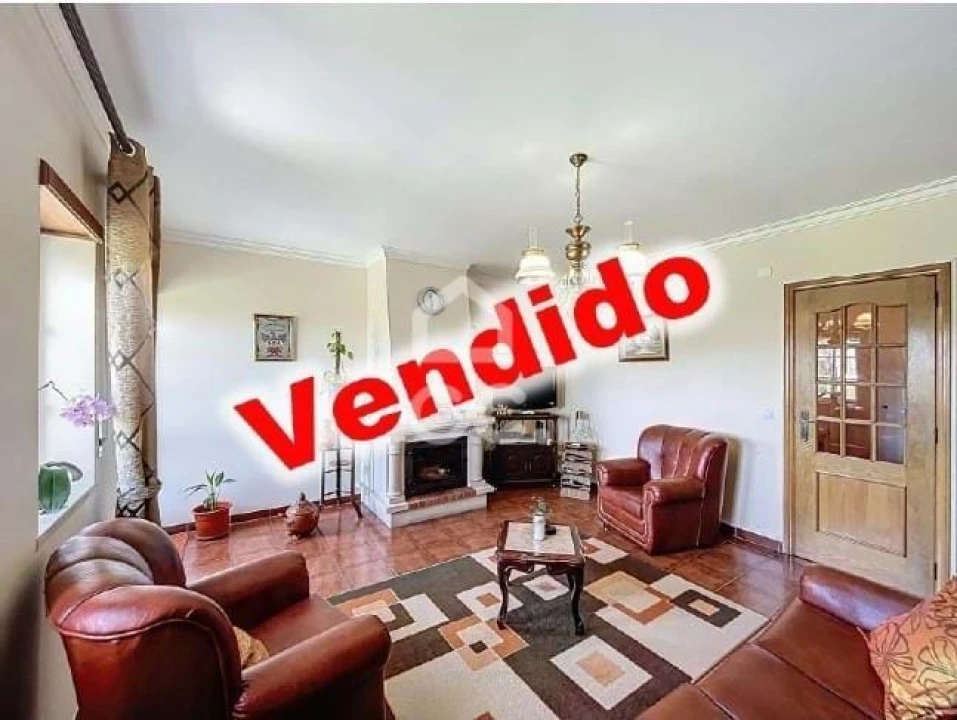 Apartamento T3 para Venda em Caldas da Rainha - Santo Onofre e Serra do Bouro Foto 1