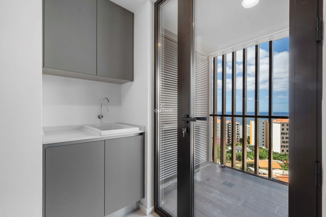 Apartamento T2 para Venda em São Martinho Foto 34