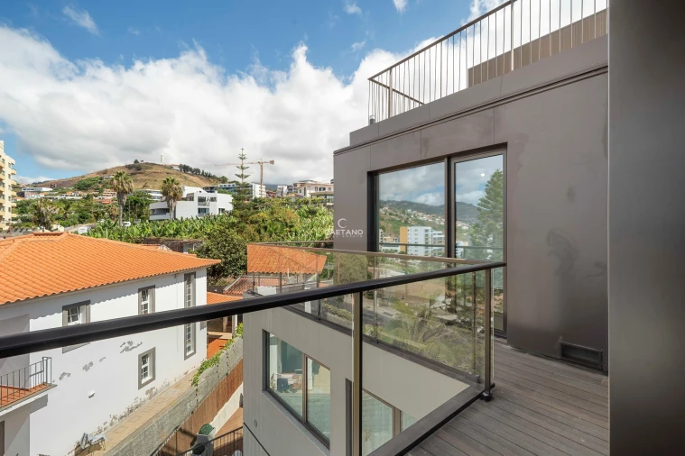 Apartamento T2 para Venda em São Martinho Foto 25