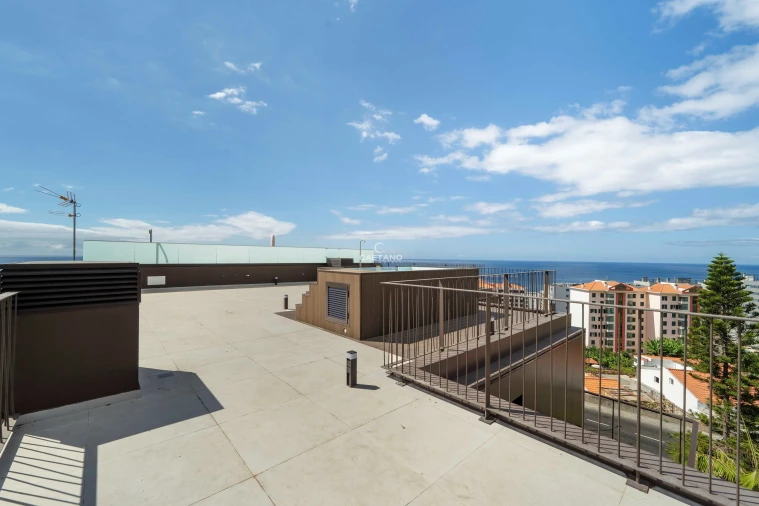 Apartamento T2 para Venda em São Martinho Foto 26