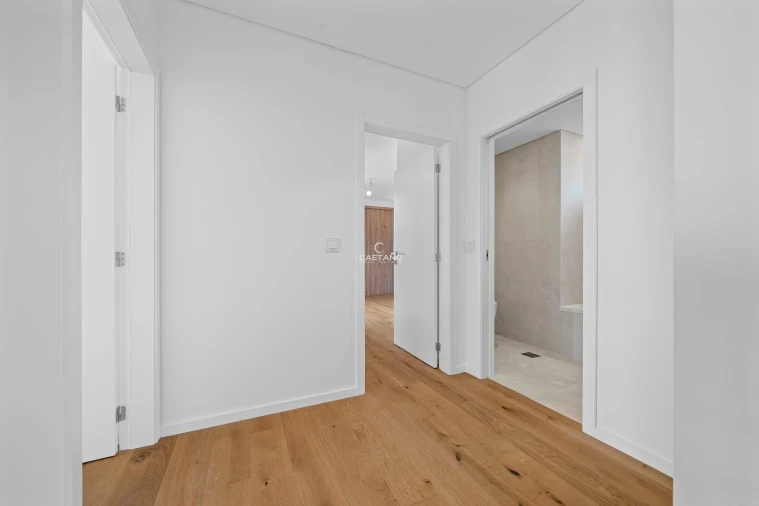 Apartamento T2 para Venda em São Martinho Foto 16