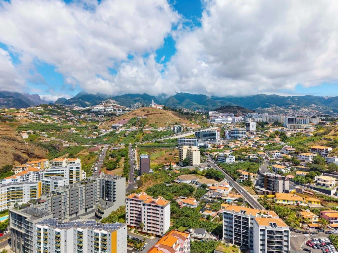 Apartamento T2 para Venda em São Martinho Foto 48