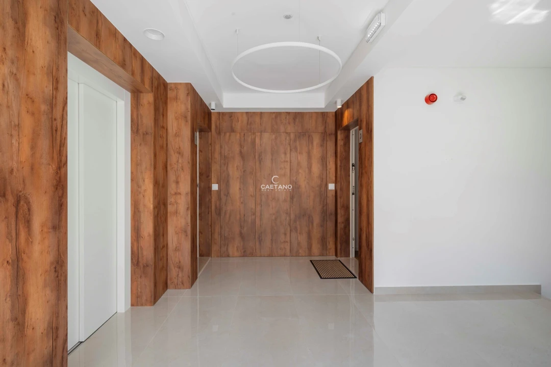 Apartamento T2 para Venda em São Martinho Foto 9