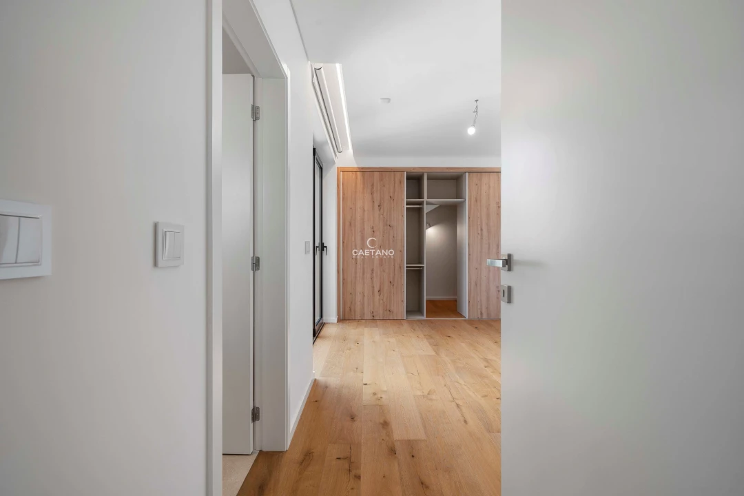 Apartamento T2 para Venda em São Martinho Foto 17