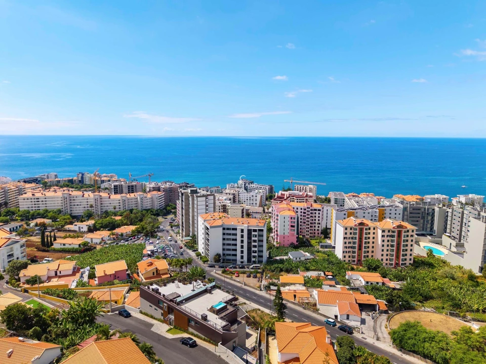 Apartamento T2 para Venda em São Martinho Foto 46