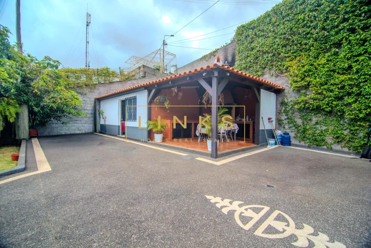 Moradia T3 para Venda em São Roque Foto 37