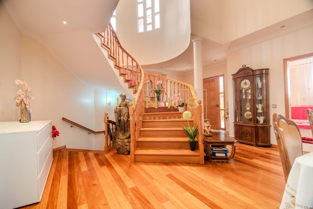 Moradia T3 para Venda em São Roque Foto 23