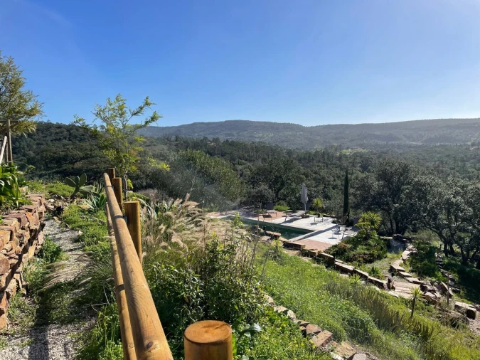 Moradia T5 para Venda em Alte Foto 4