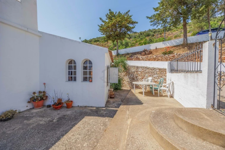 Moradia T3 para Venda em Alte Foto 24