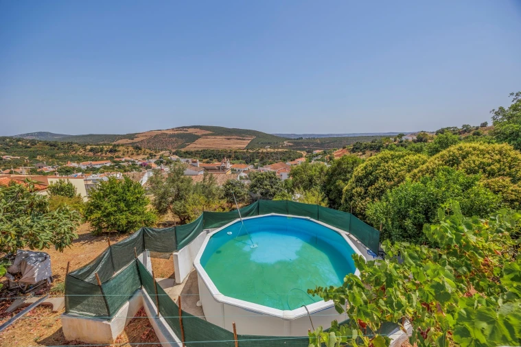 Moradia T3 para Venda em Alte Foto 27