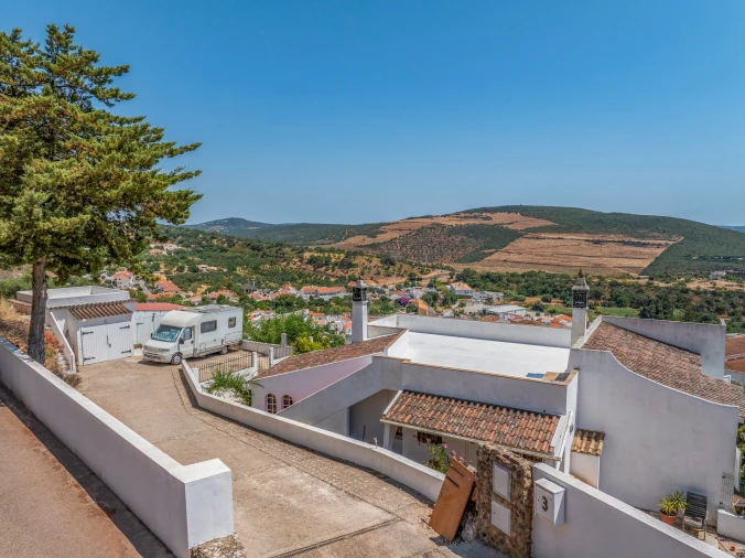 Moradia T3 para Venda em Alte Foto 19