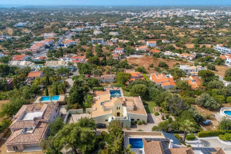 Moradia T5 para Venda em Loule (São Clemente) Foto 21