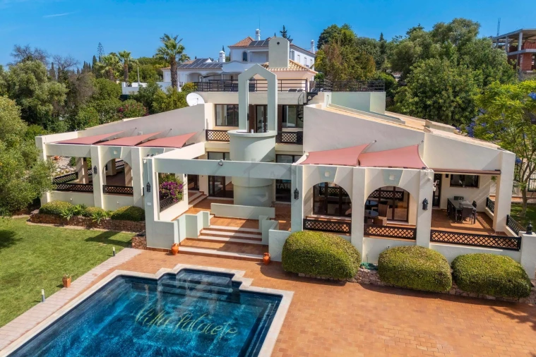 Moradia T5 para Venda em Loule (São Clemente) Foto 25