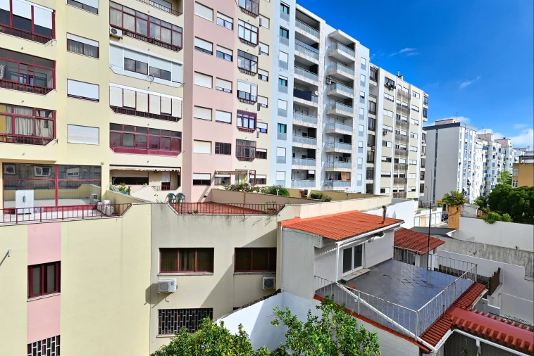 Apartamento T3 para Venda em Benfica Foto 17