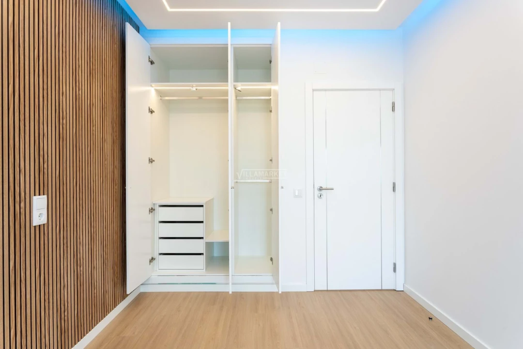 Apartamento T3 para Venda em Quarteira Foto 13