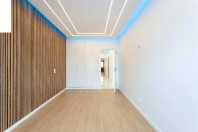 Apartamento T3 para Venda em Quarteira