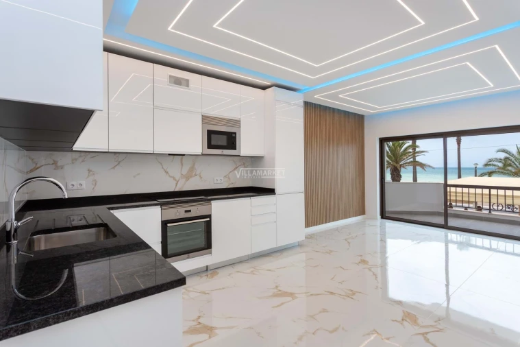 Apartamento T3 para Venda em Quarteira Foto 9