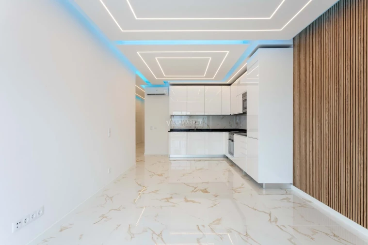 Apartamento T3 para Venda em Quarteira Foto 6
