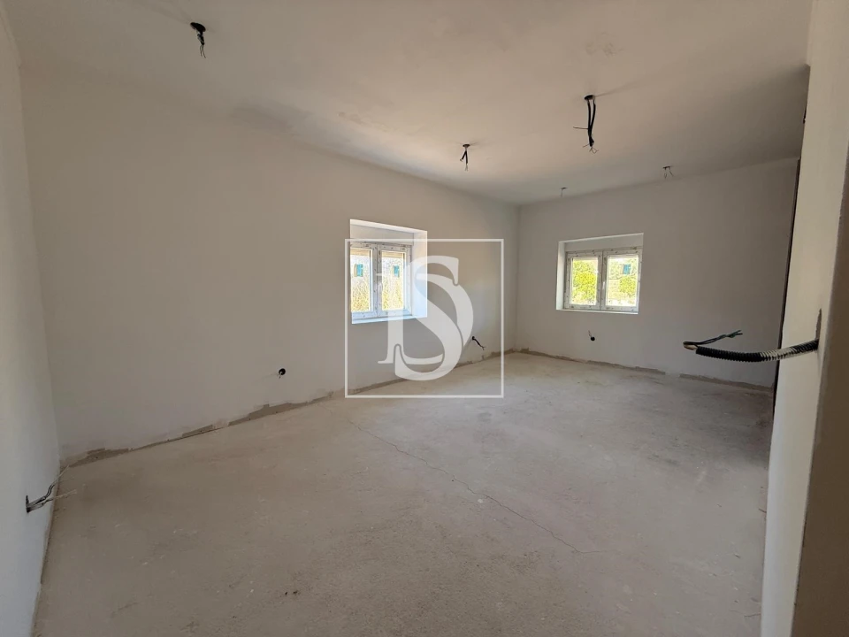 Moradia T6 para Venda em Marvila, Ribeira Santarém, São Salvador, São Nicolau Foto 6