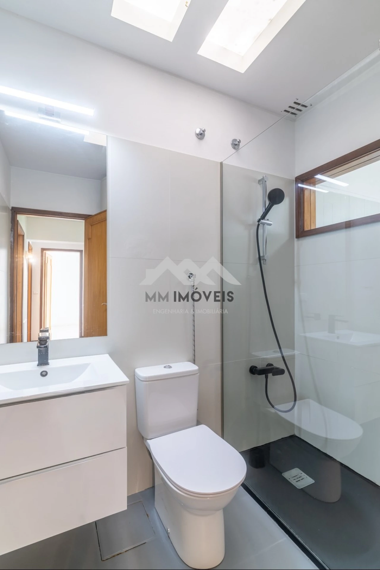 Moradia T6 para Arrendamento em Lordelo do Ouro e Massarelos Foto 38