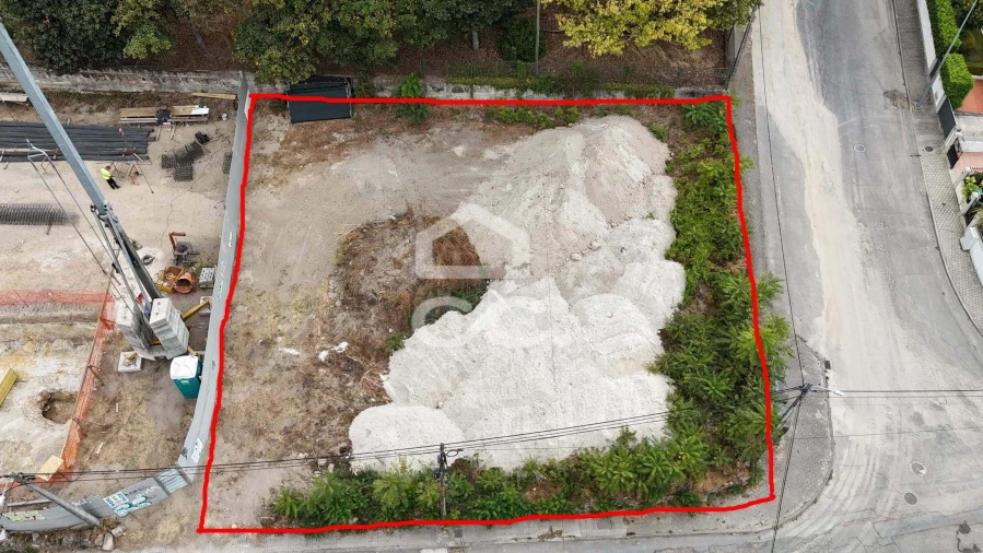 Terreno para Venda em Santa Maria Maior Foto 1