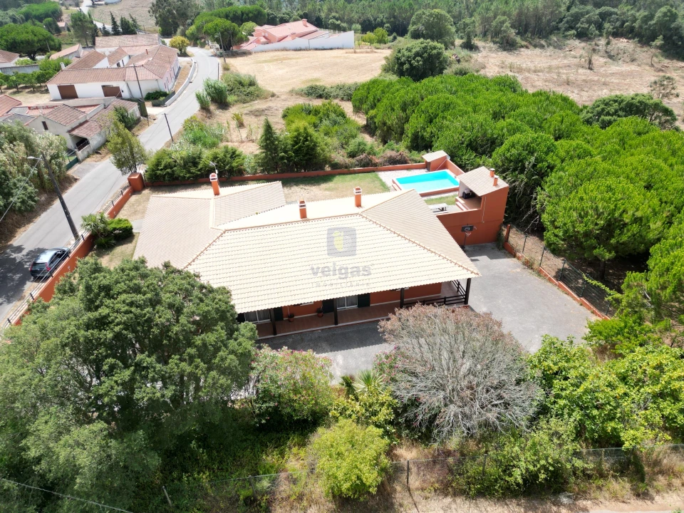 Moradia T4 para Venda em Caldas da Rainha - Santo Onofre e Serra do Bouro Foto 68