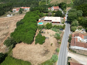 Moradia T4 para Venda em Caldas da Rainha - Santo Onofre e Serra do Bouro