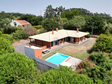 Moradia T4 para Venda em Caldas da Rainha - Santo Onofre e Serra do Bouro