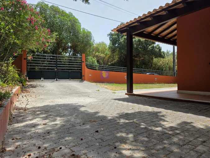 Moradia T4 para Venda em Caldas da Rainha - Santo Onofre e Serra do Bouro Foto 45