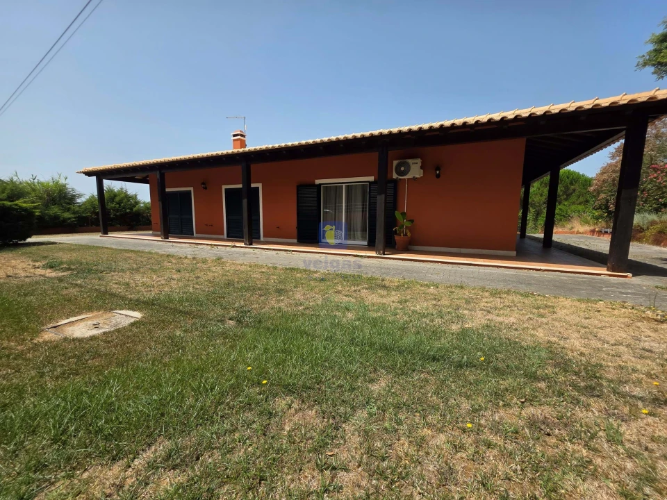Moradia T4 para Venda em Caldas da Rainha - Santo Onofre e Serra do Bouro Foto 34