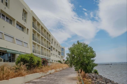 Apartamento T3 para Venda em Alcochete