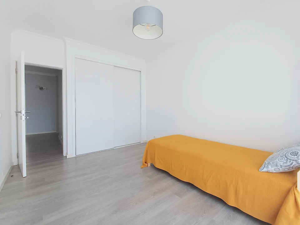 Apartamento T3 para Arrendamento em Mafra Foto 20