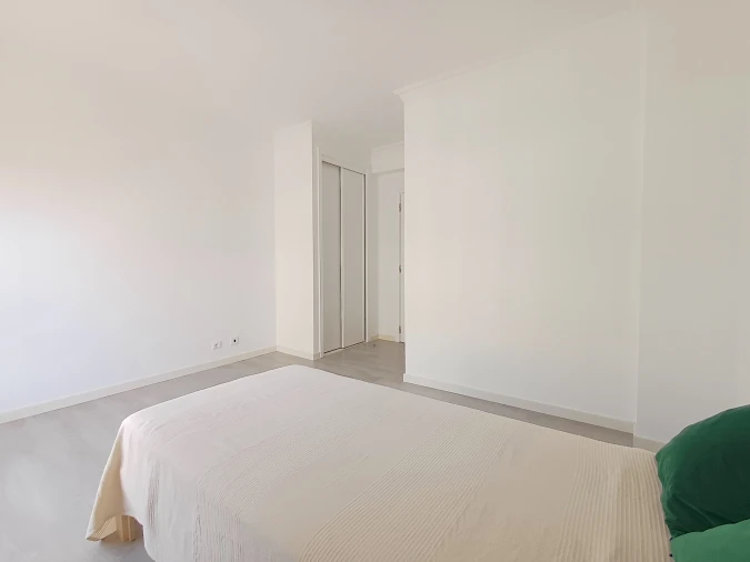 Apartamento T3 para Arrendamento em Mafra Foto 26