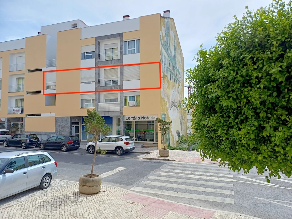 Apartamento T3 para Arrendamento em Mafra Foto 1