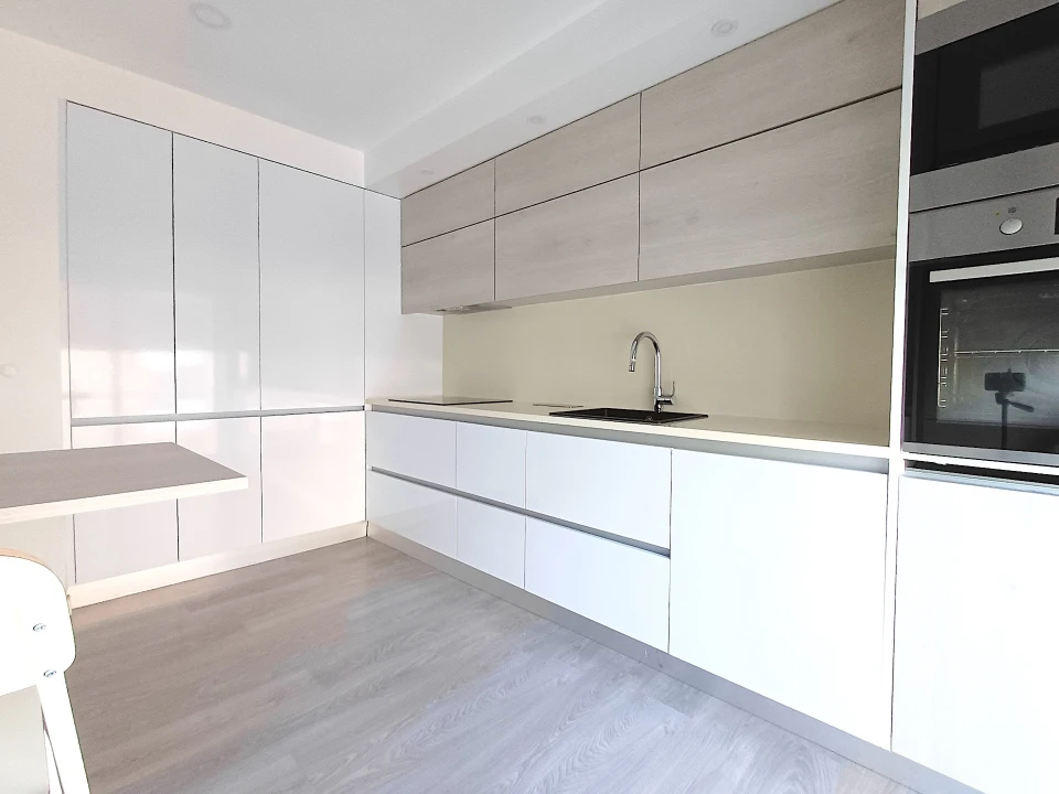 Apartamento T3 para Arrendamento em Mafra Foto 8