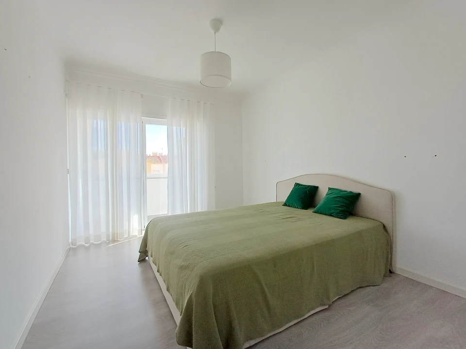 Apartamento T3 para Arrendamento em Mafra Foto 16