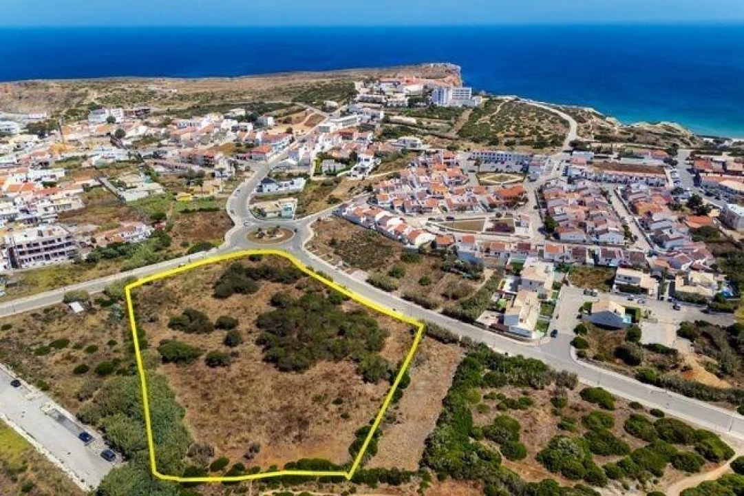 Terreno para Venda em Vila de Sagres Foto 5
