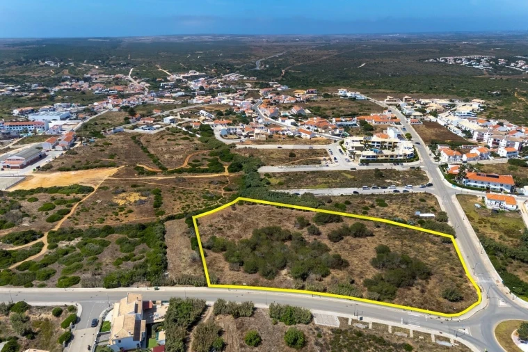 Terreno para Venda em Vila de Sagres Foto 11