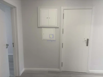 Apartamento T2 para Venda em Oeiras e São Julião da Barra, Paço de Arcos e Caxias