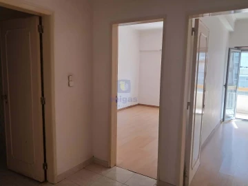 Apartamento T2 para Venda em Oeiras e São Julião da Barra, Paço de Arcos e Caxias