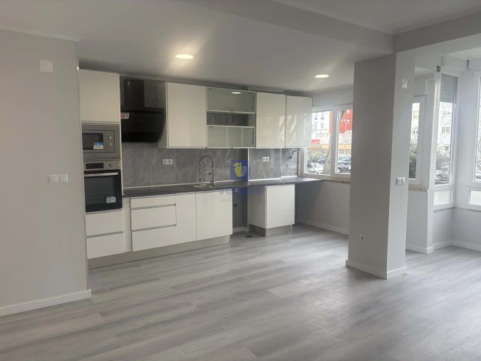 Apartamento T2 para Venda em Oeiras e São Julião da Barra, Paço de Arcos e Caxias Foto 3