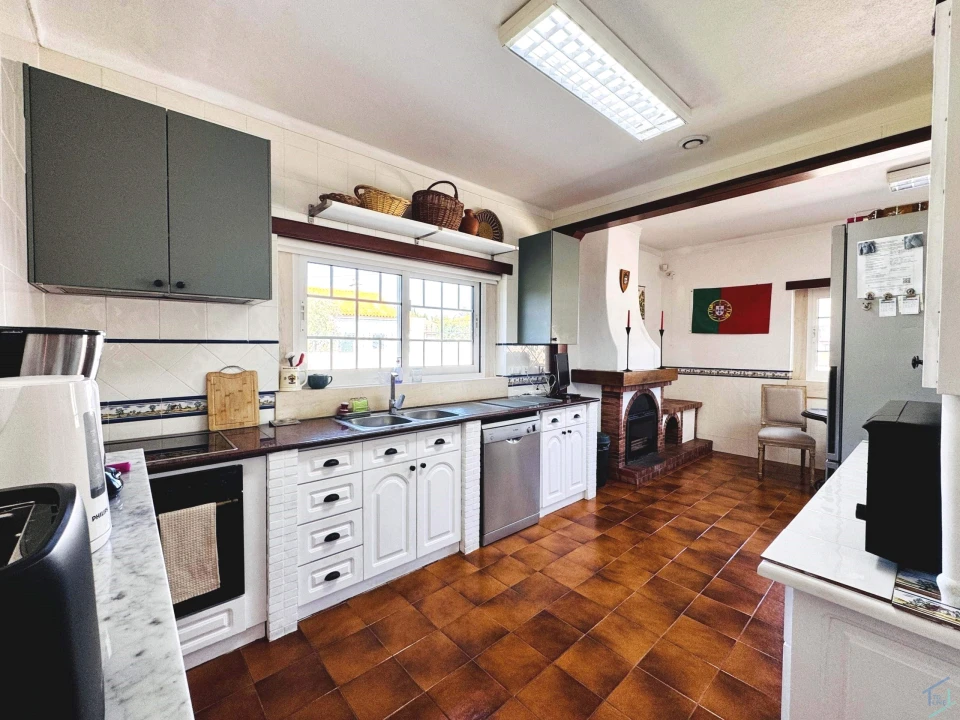 Moradia T3 para Venda em São Pedro de Tomar Foto 11