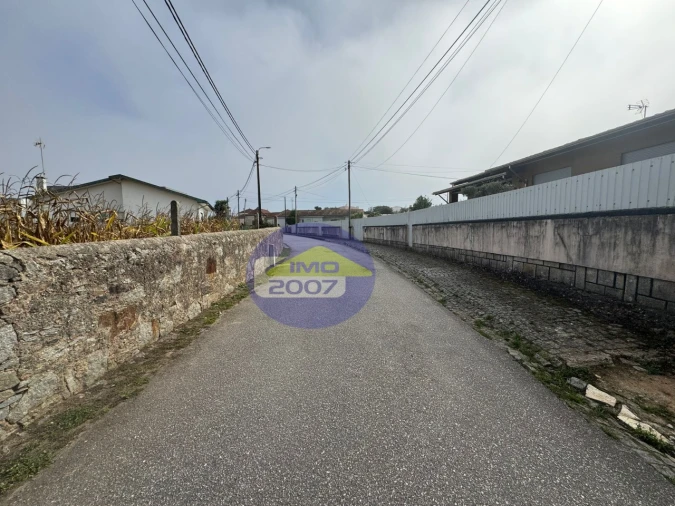 Terreno para Venda em Paramos Foto 7